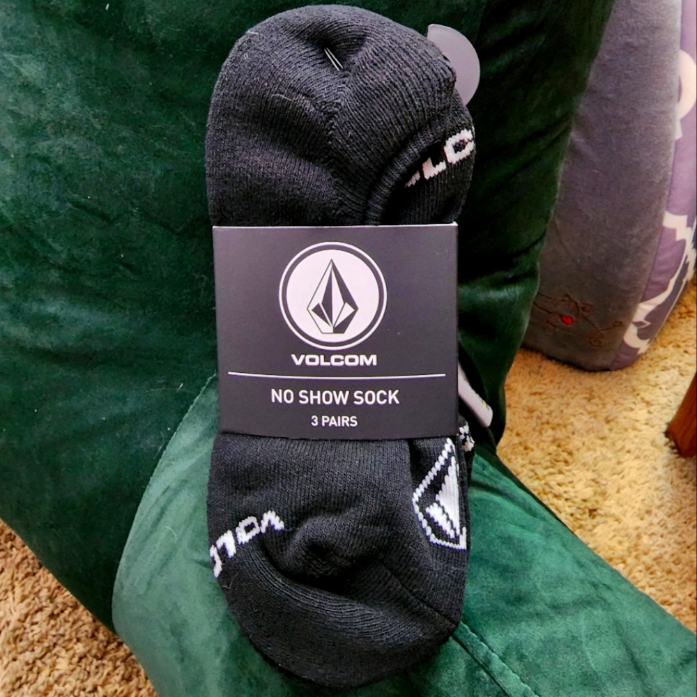 Volcom No Show Socks size 9-12
